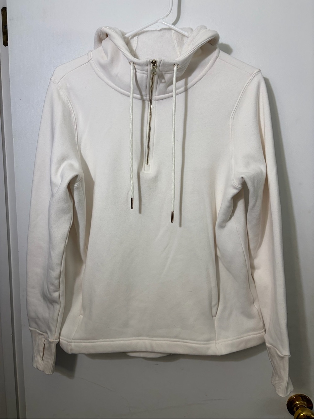 Avia women’s off white quarter zip hoodie small.